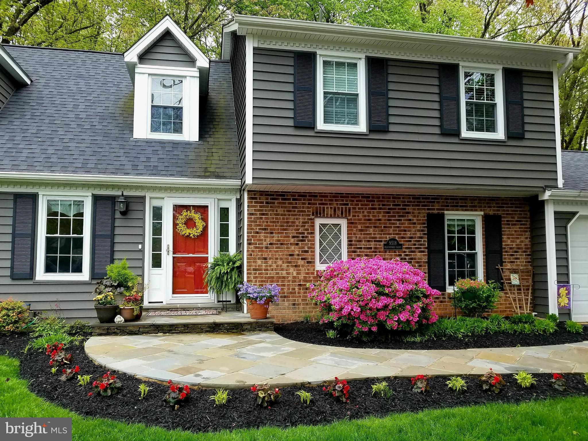 9518 HEATHWOOD COURT