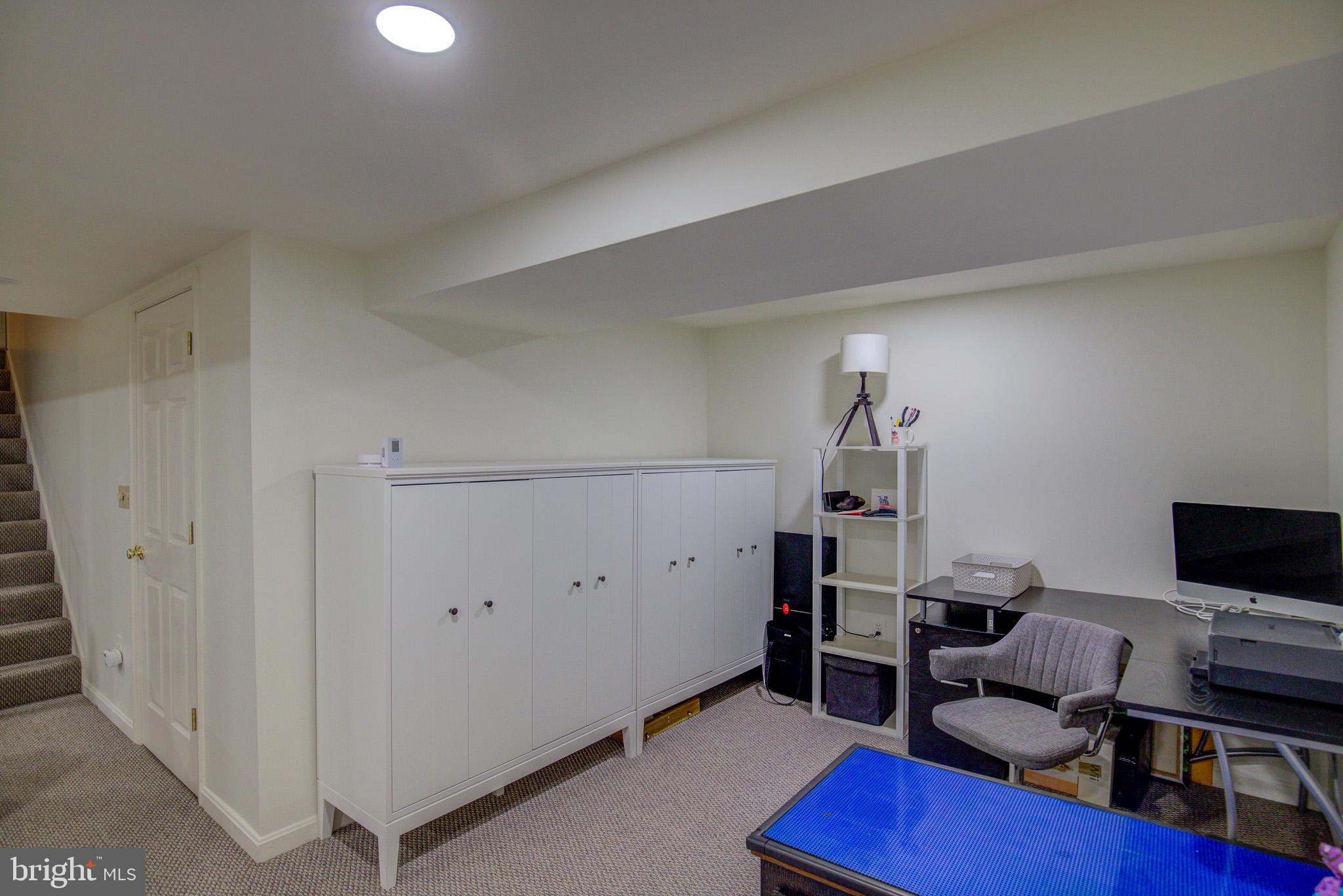 QUEENS GATE - Residential