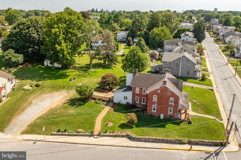 Photo of 101 S Church Street, QUARRYVILLE, PA 17566 (MLS # PALA2056848)