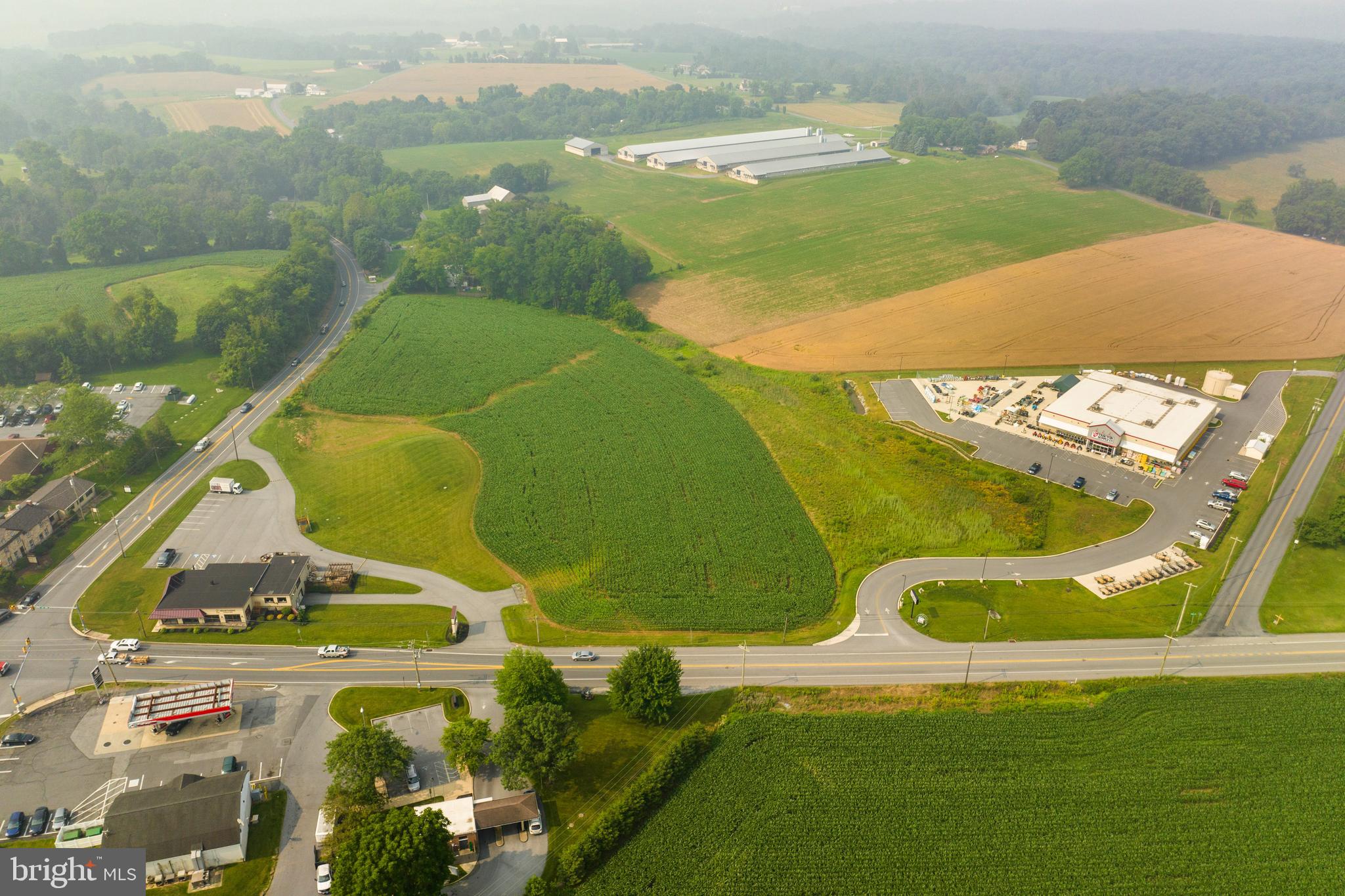 50 W 28TH DIVISION HIGHWAY
