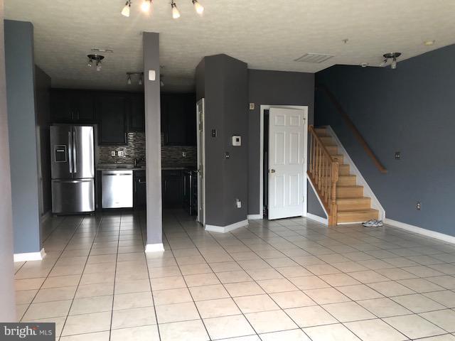 ASBURY WOODS - Residential Lease