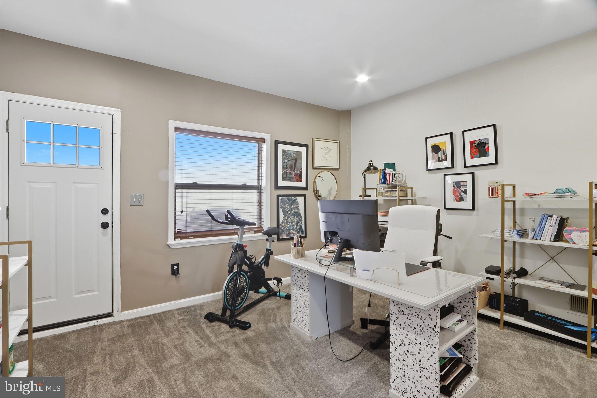 HOPKINS - Residential