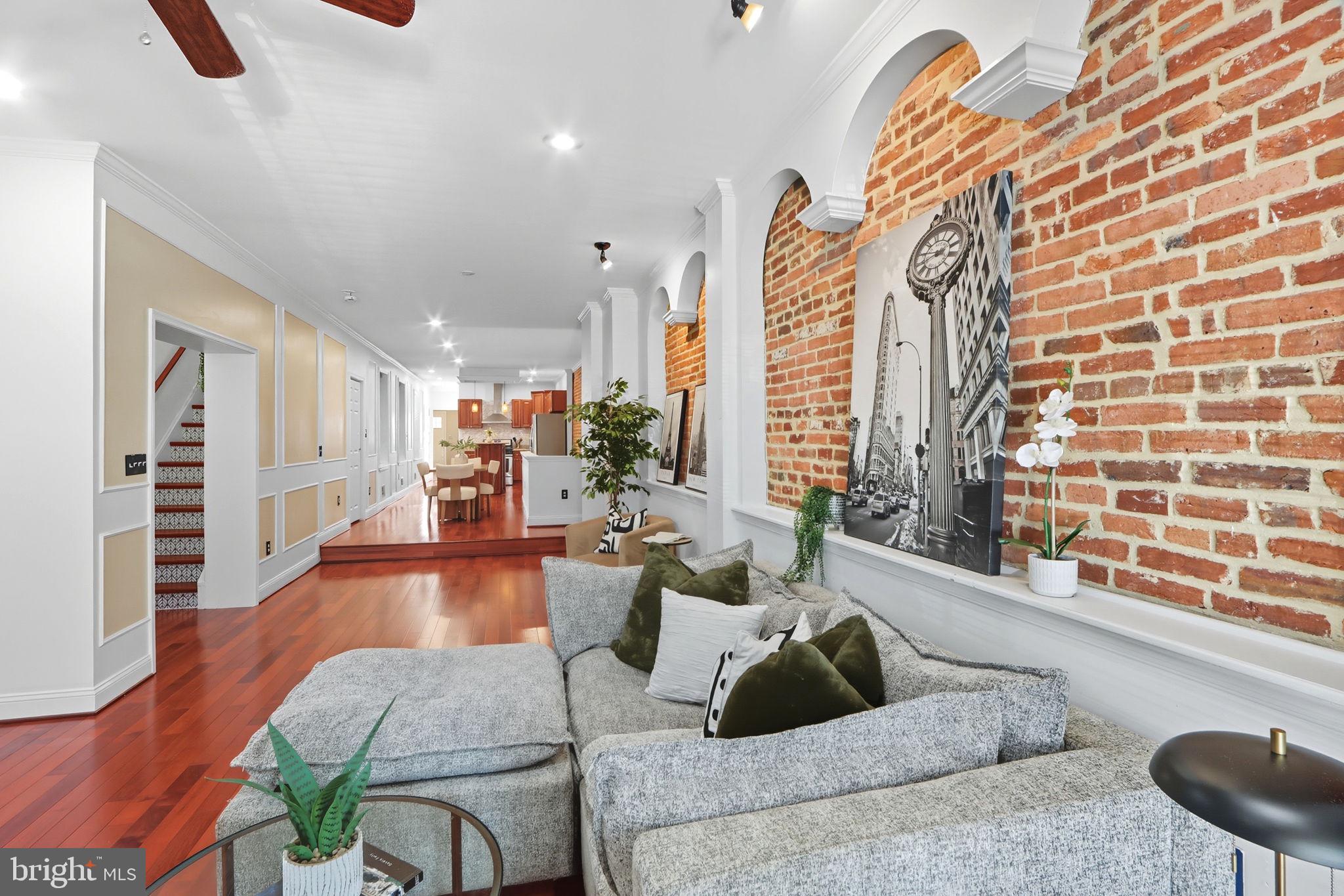 HOPKINS - Residential