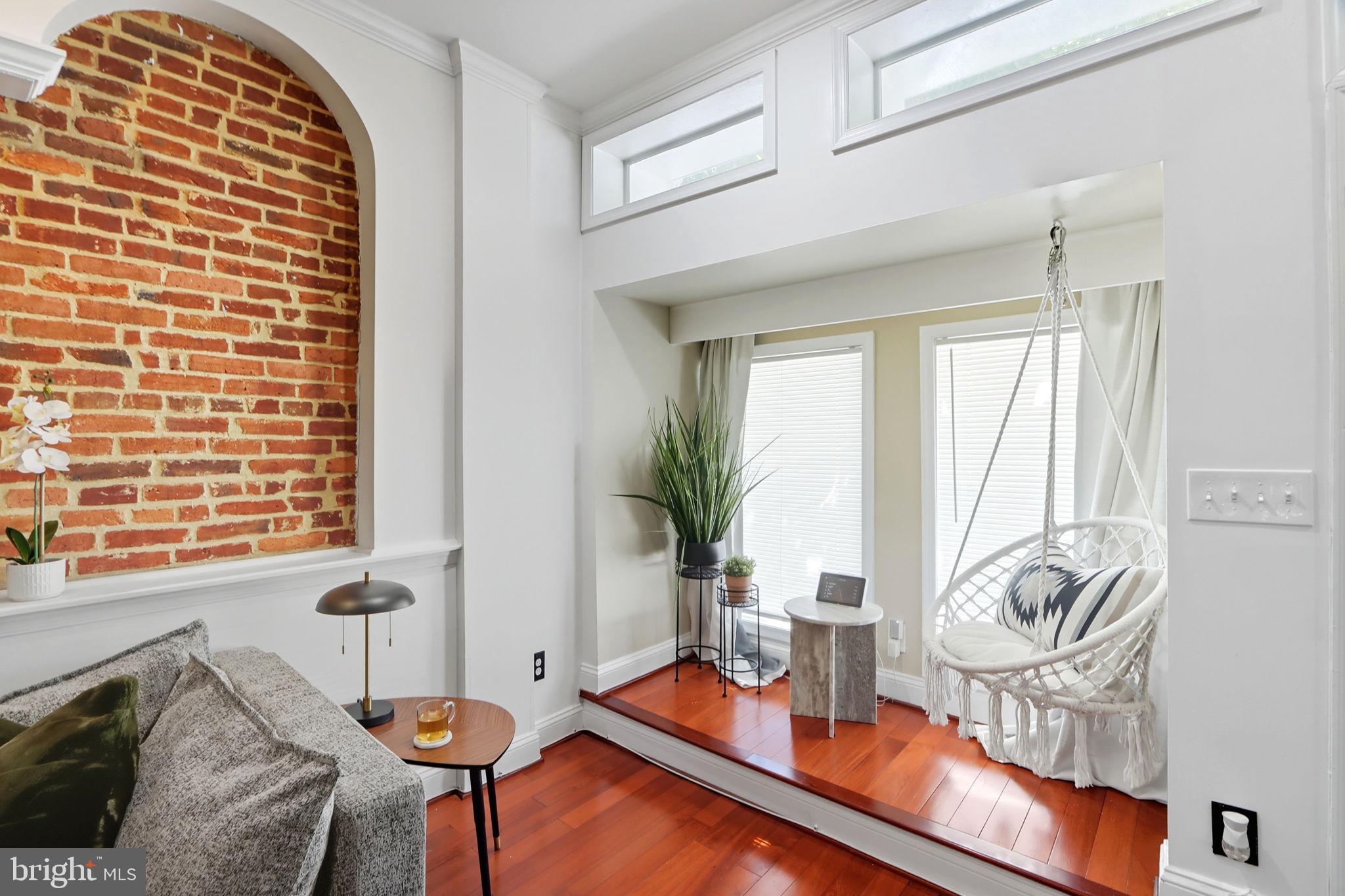 HOPKINS - Residential