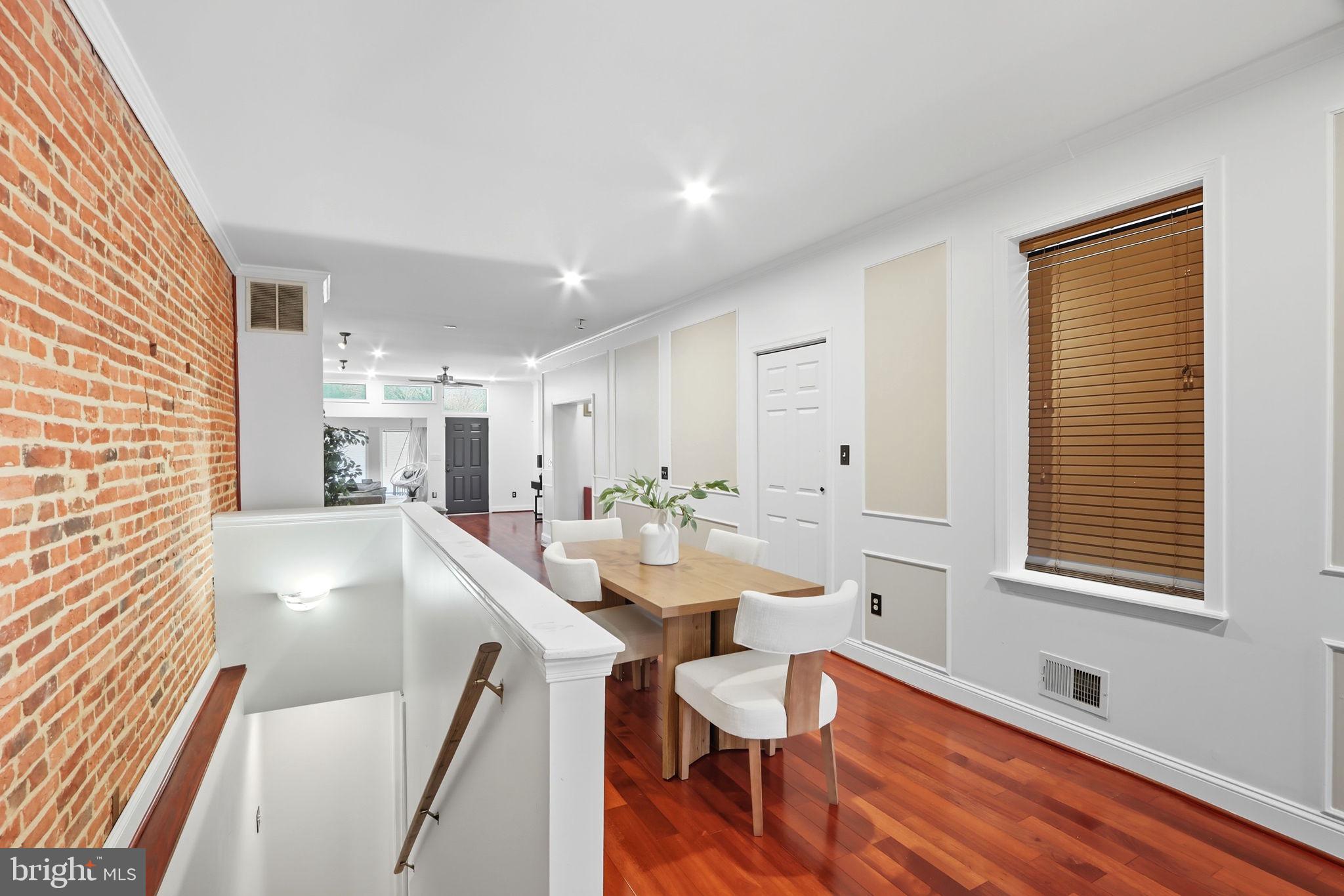 HOPKINS - Residential