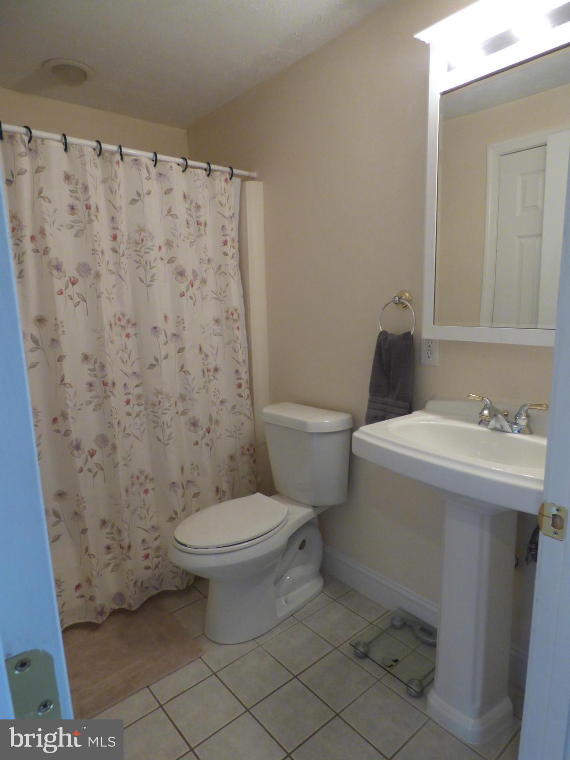 REVELL DOWNS - Residential