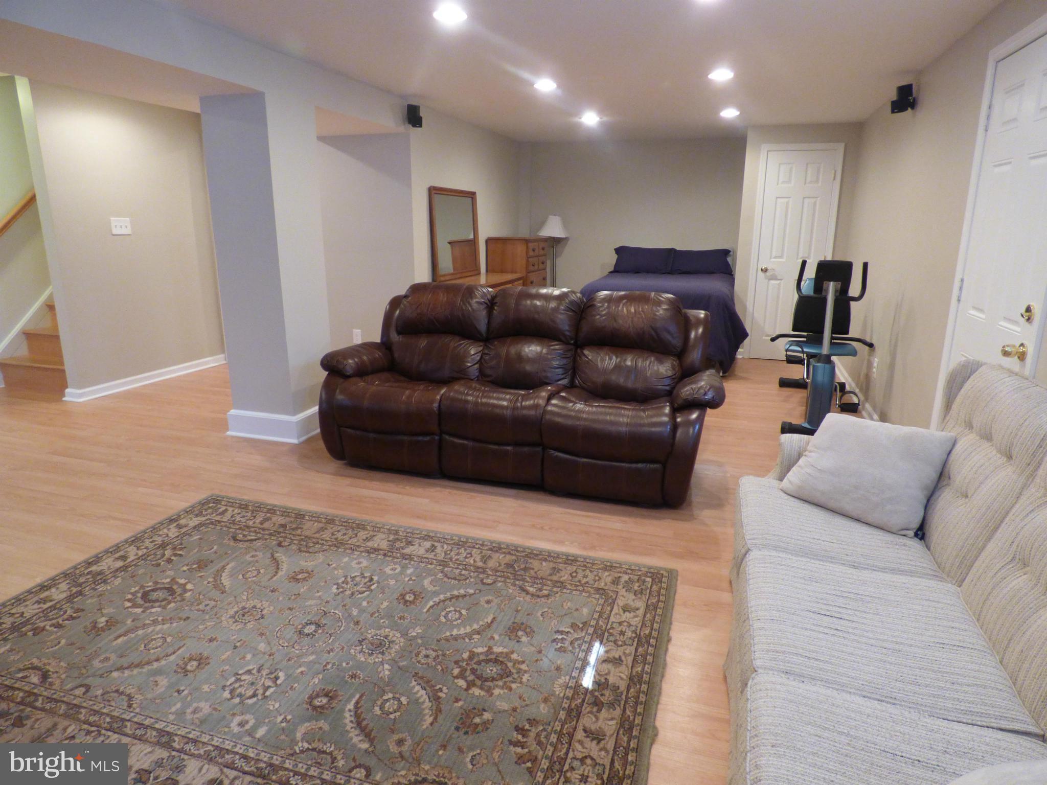 REVELL DOWNS - Residential