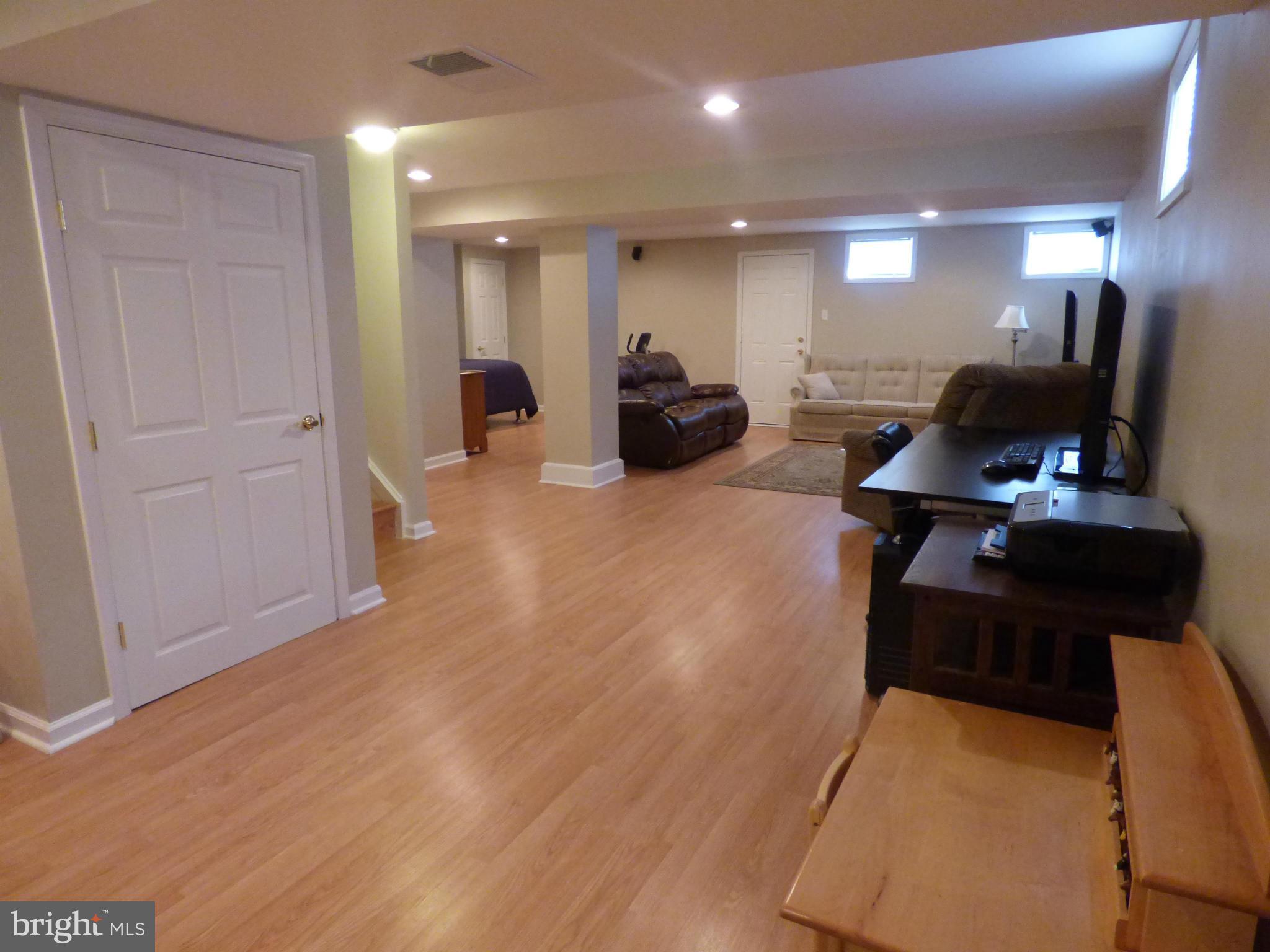 REVELL DOWNS - Residential