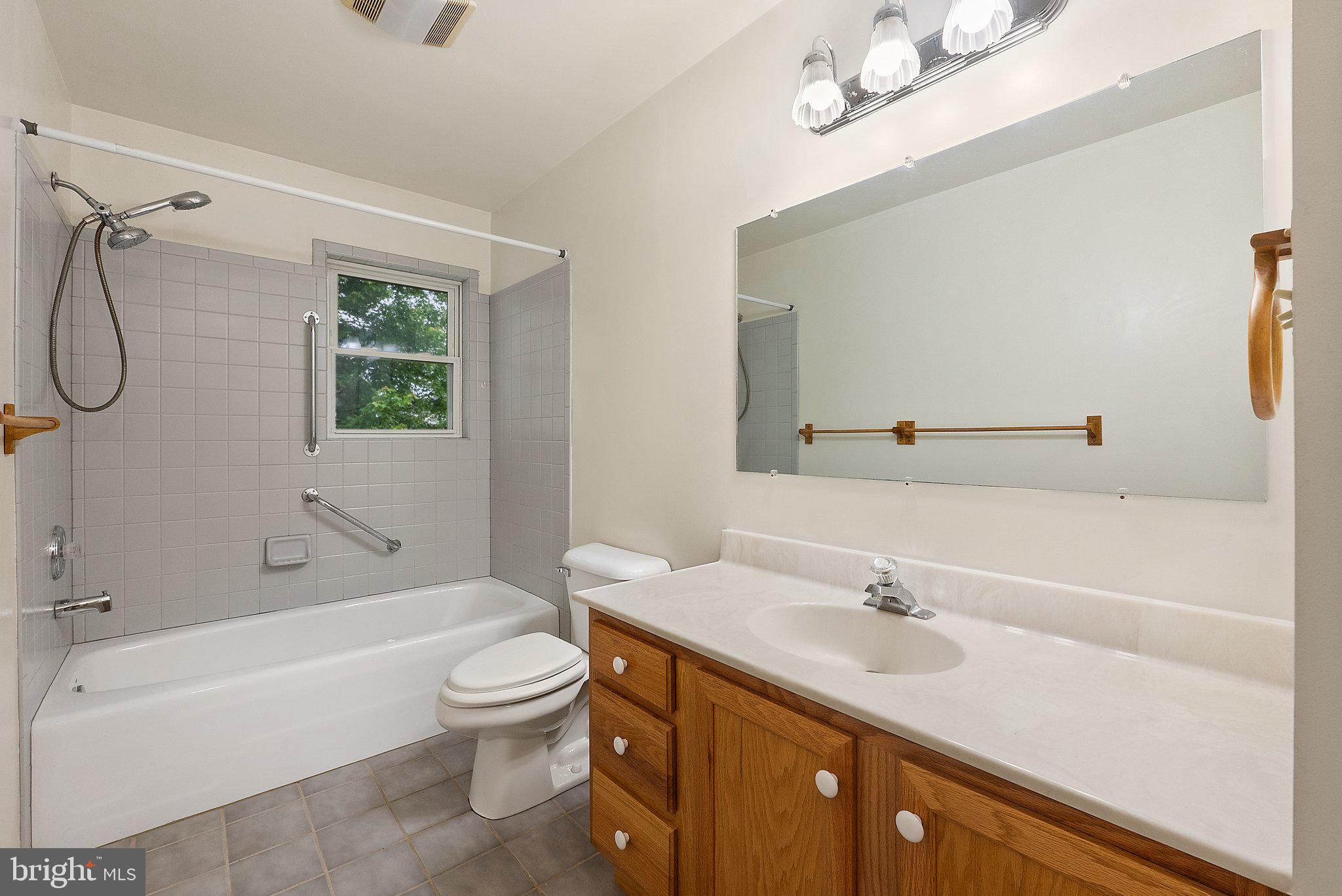 CLOVERDALE HEIGHTS - Residential