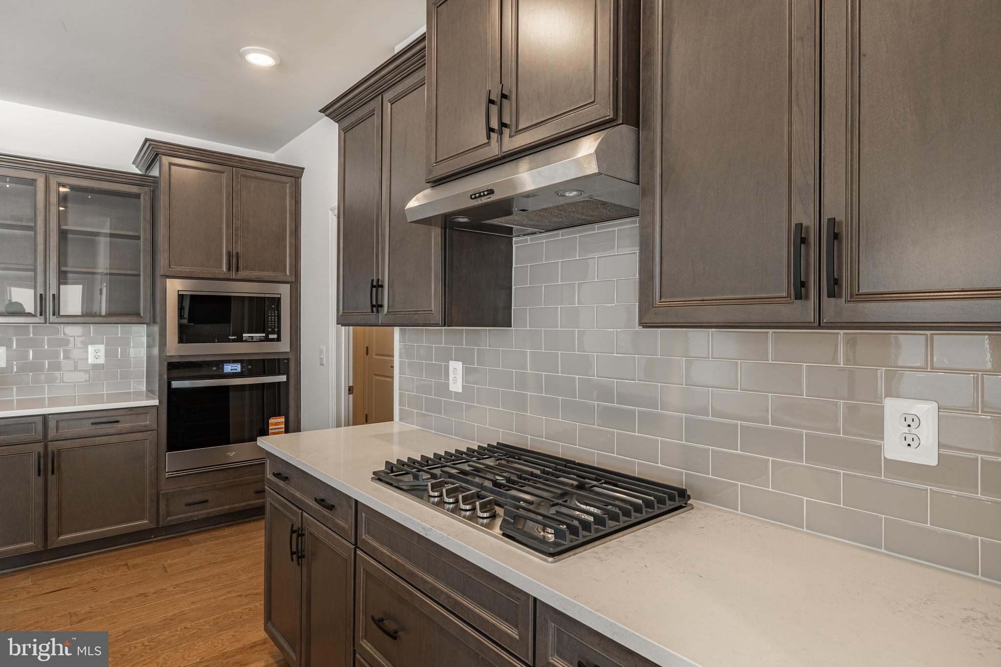 SPRING CREEK - Residential