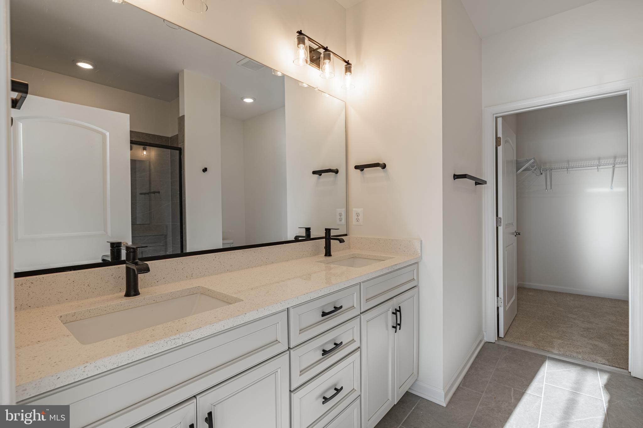 SPRING CREEK - Residential