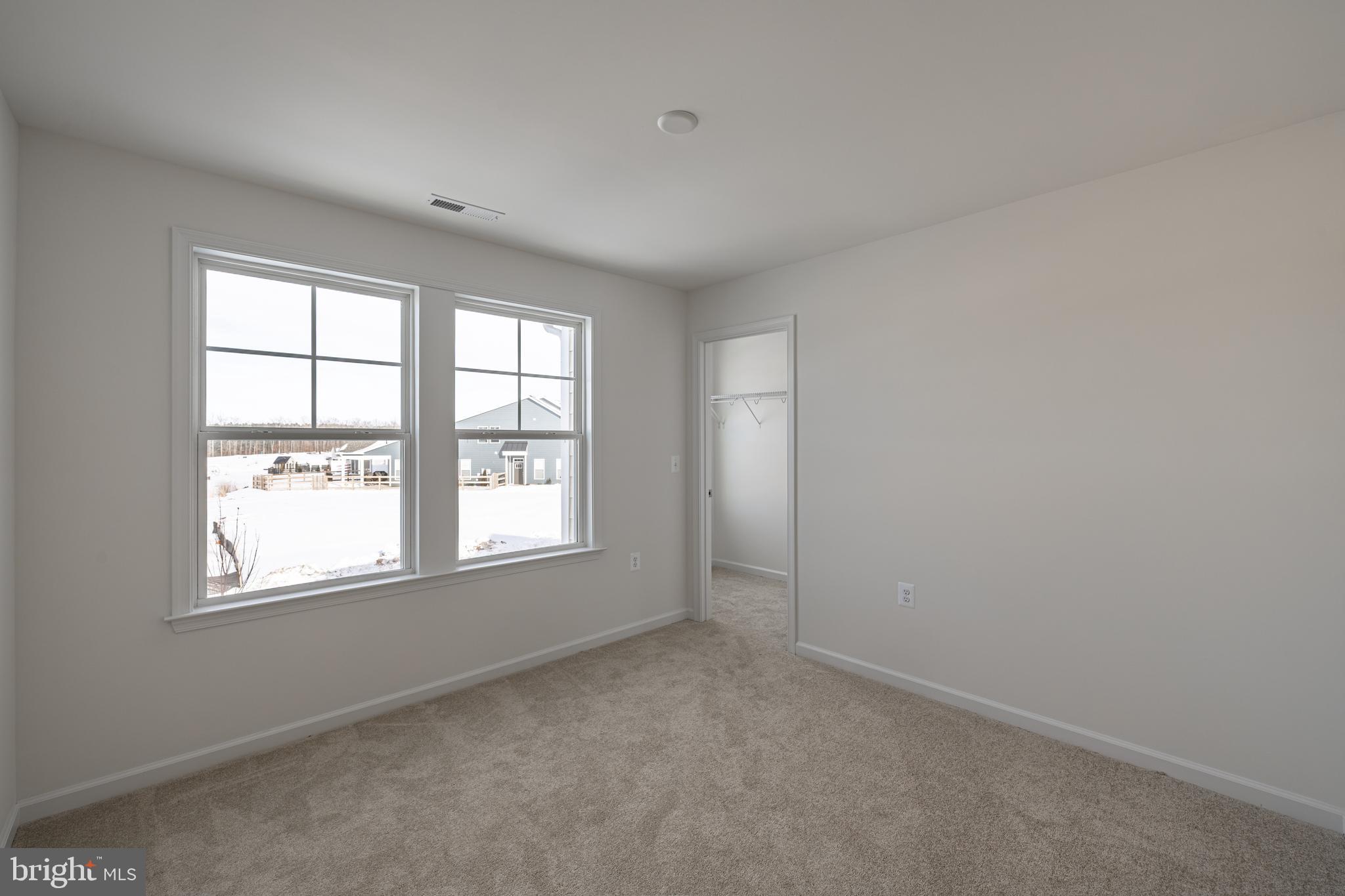 SPRING CREEK - Residential