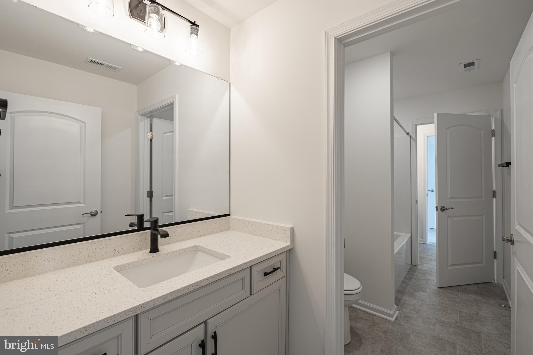 SPRING CREEK - Residential