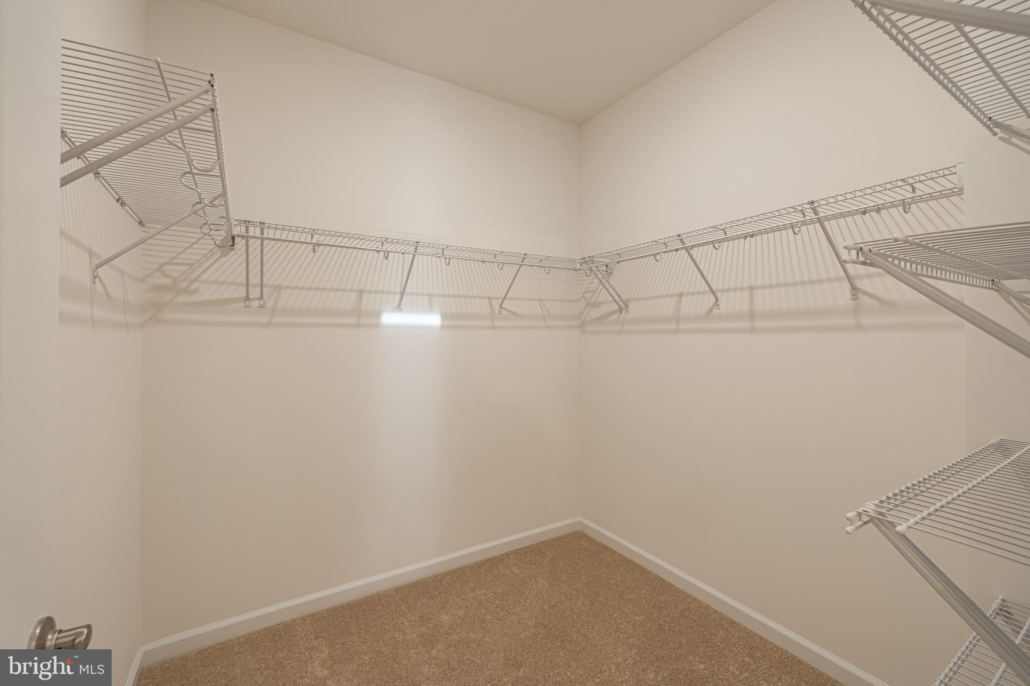 SPRING CREEK - Residential