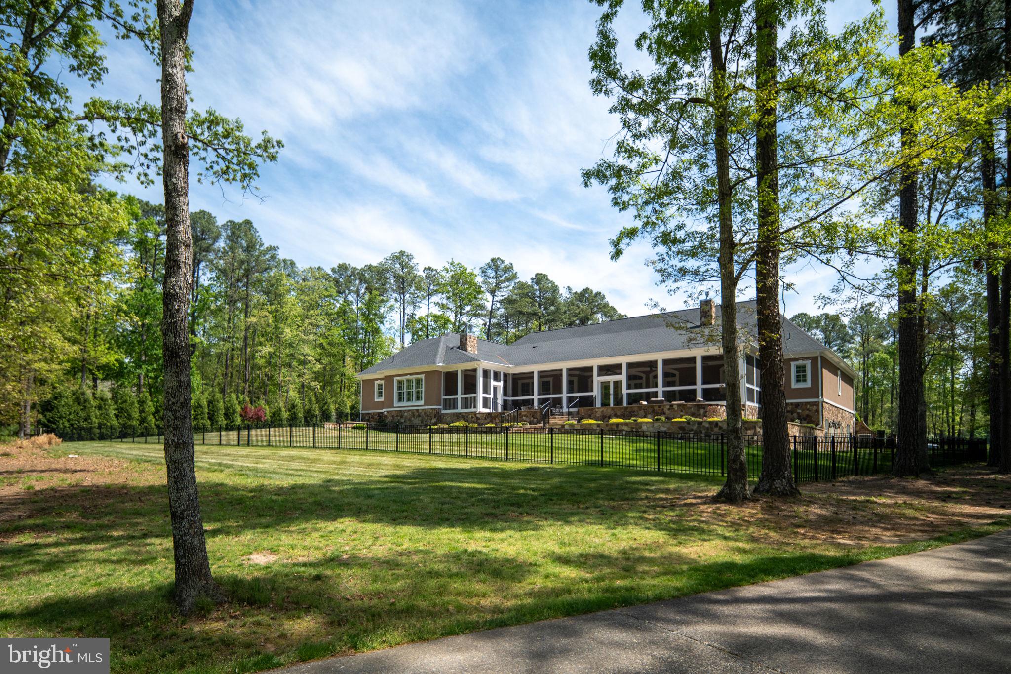 FAWN LAKE - Residential