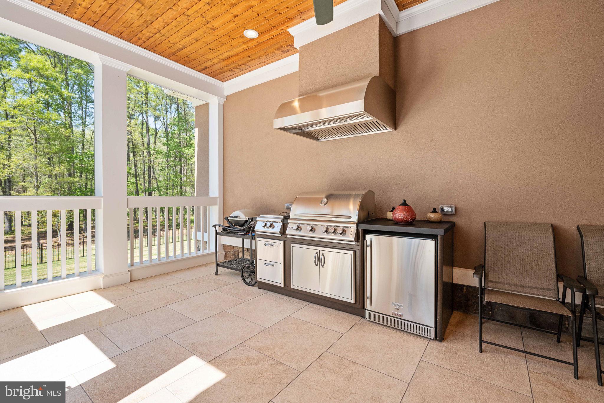 FAWN LAKE - Residential