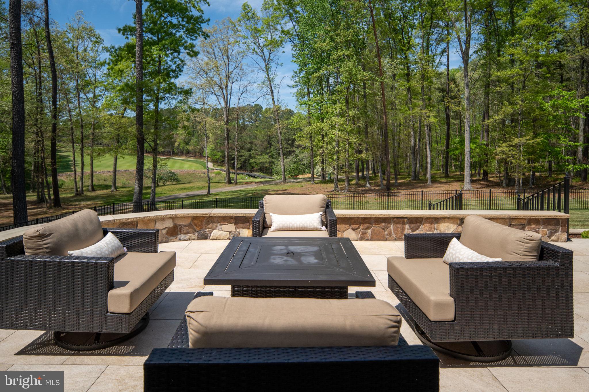 FAWN LAKE - Residential