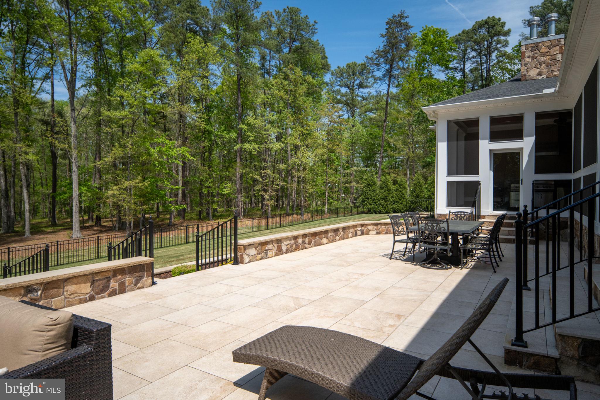 FAWN LAKE - Residential