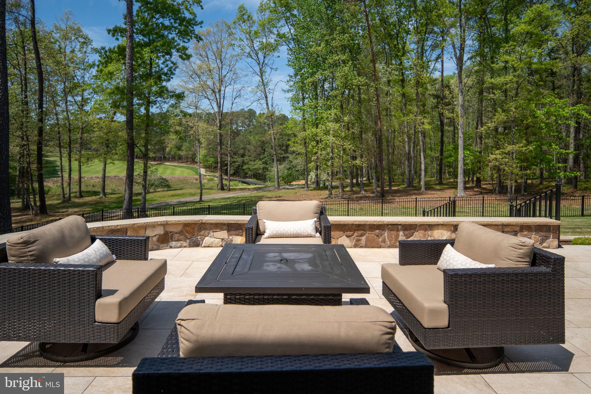 FAWN LAKE - Residential