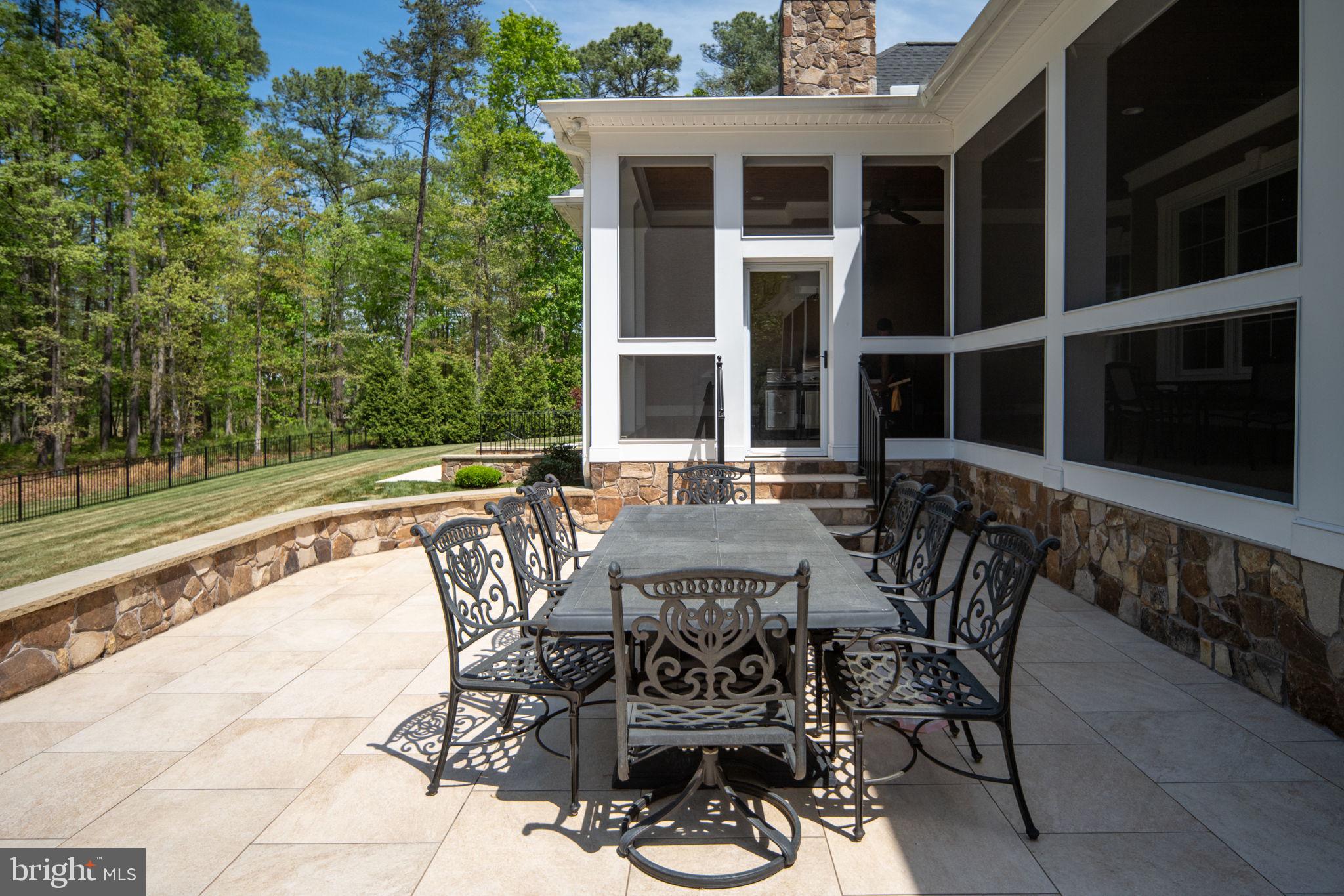 FAWN LAKE - Residential