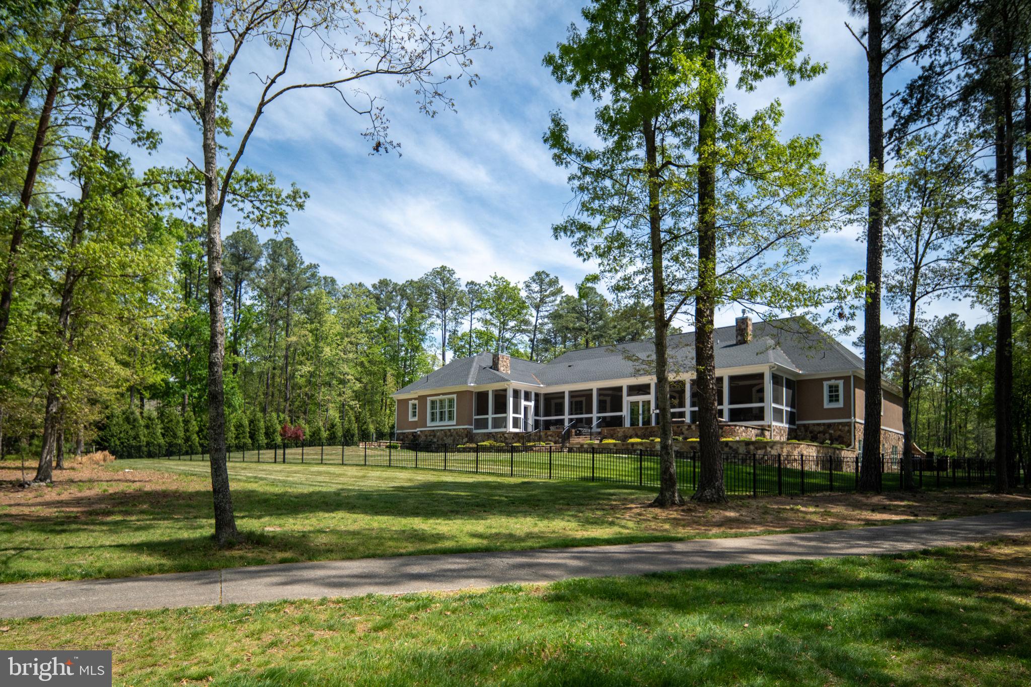 FAWN LAKE - Residential