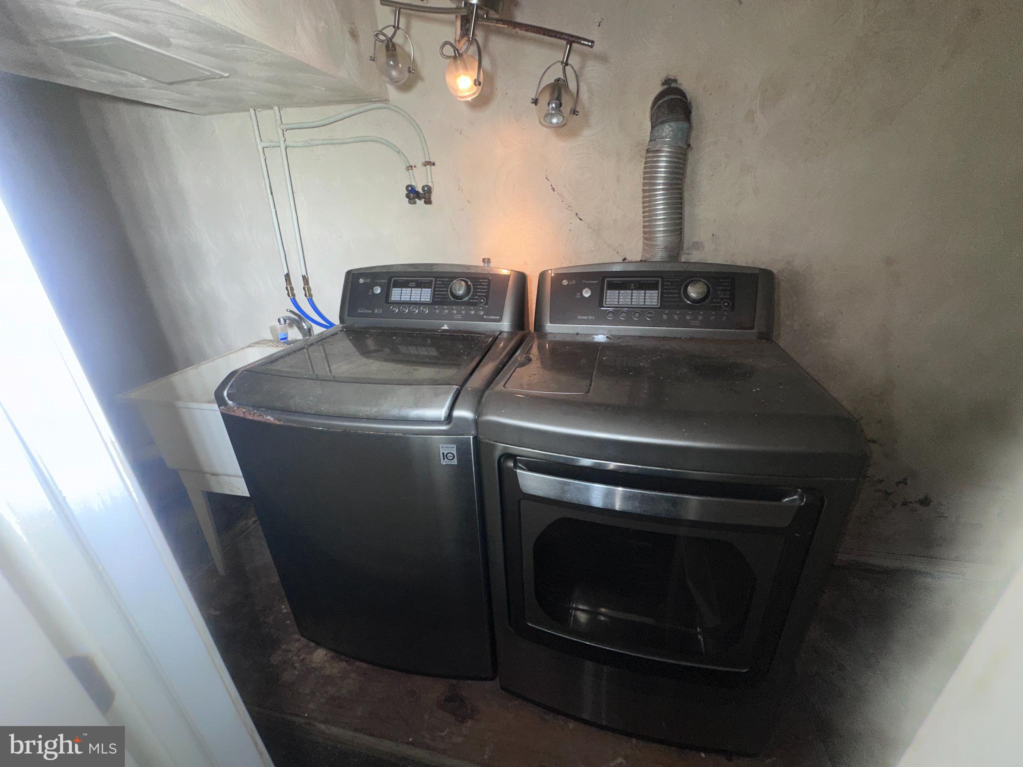 CARROLL PARK - Residential