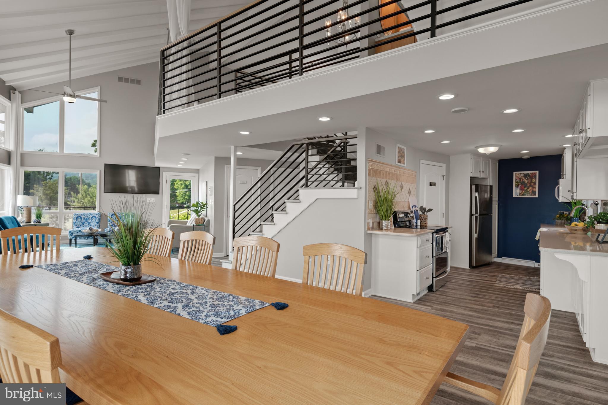 LONG LEVEL - Residential