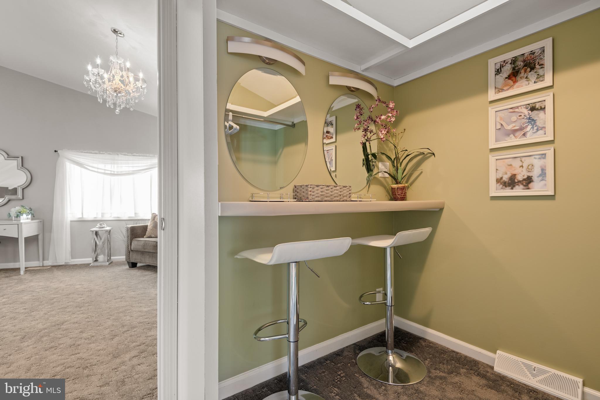 LONG LEVEL - Residential