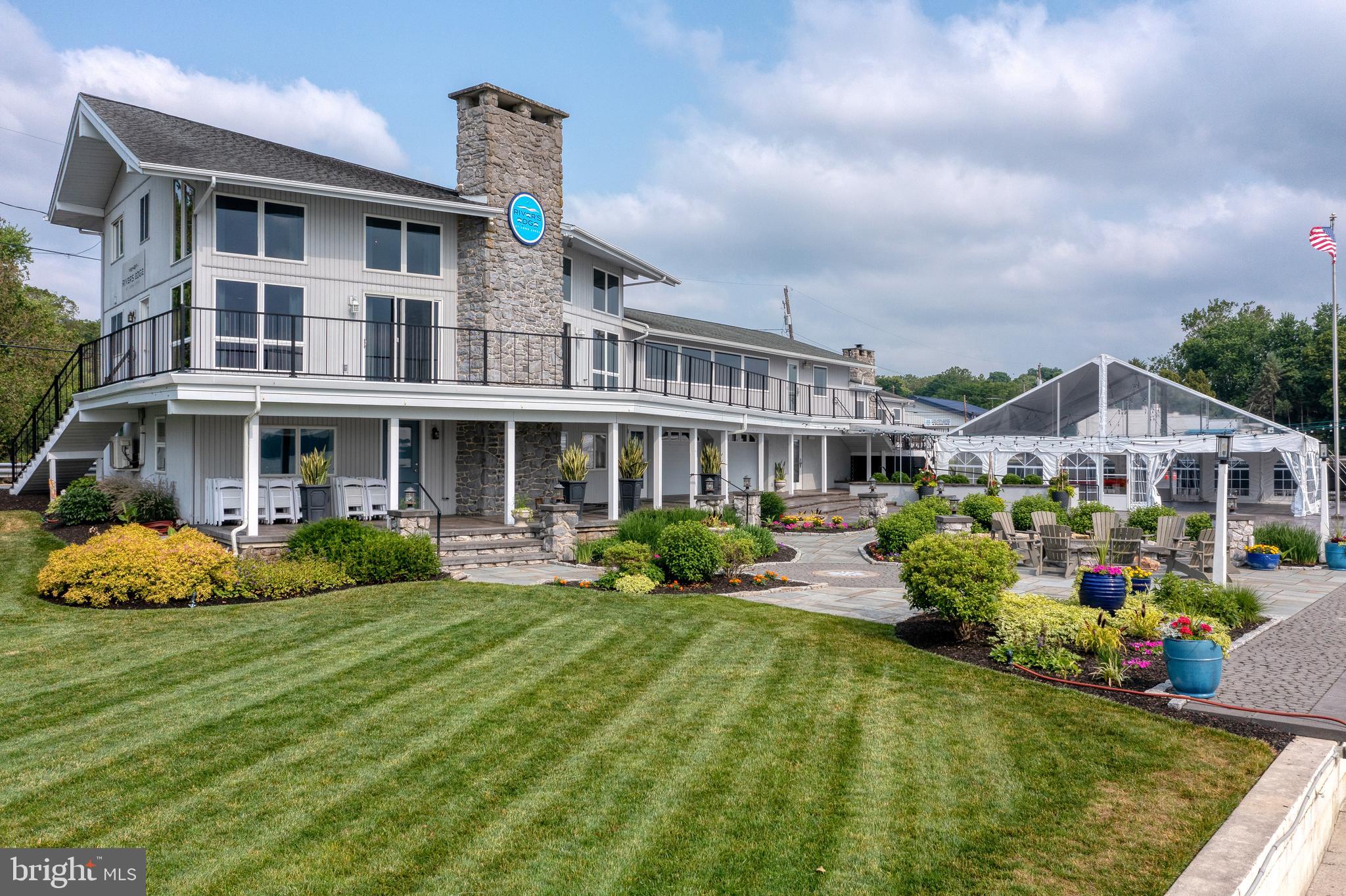 LONG LEVEL - Residential