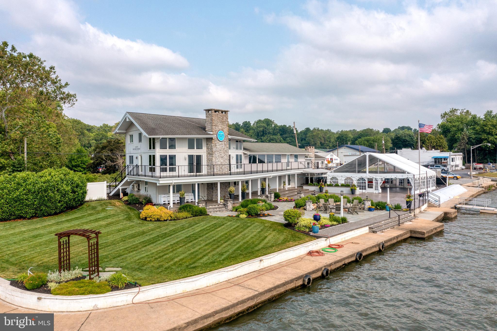 LONG LEVEL - Residential