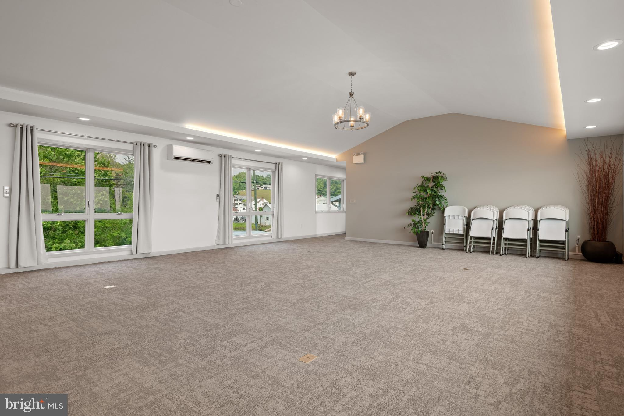 LONG LEVEL - Residential