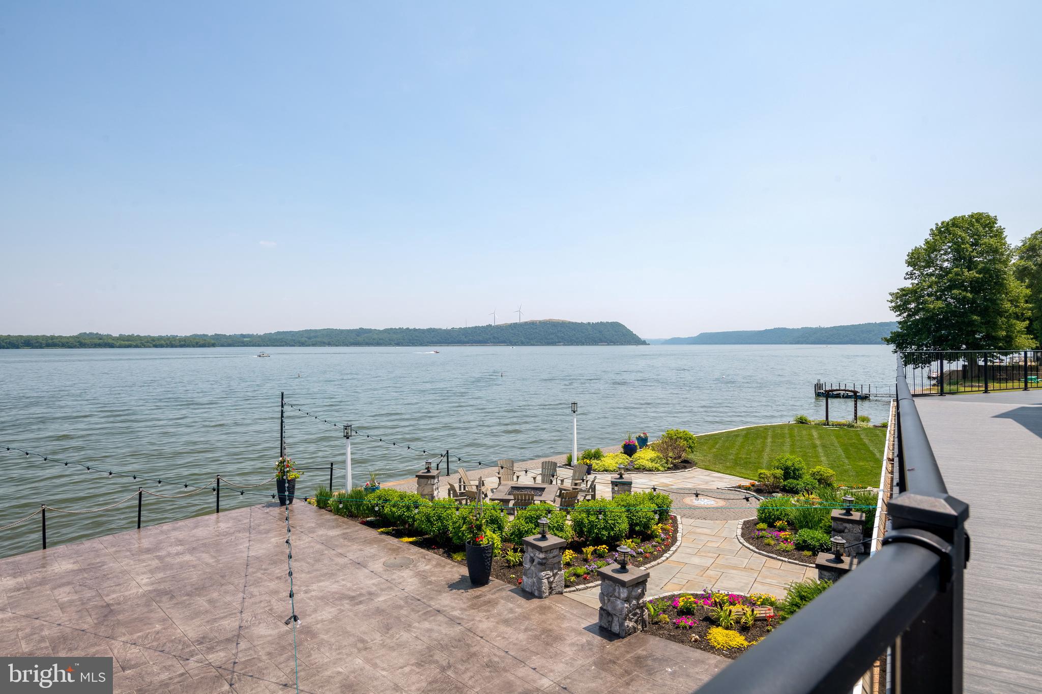 LONG LEVEL - Residential