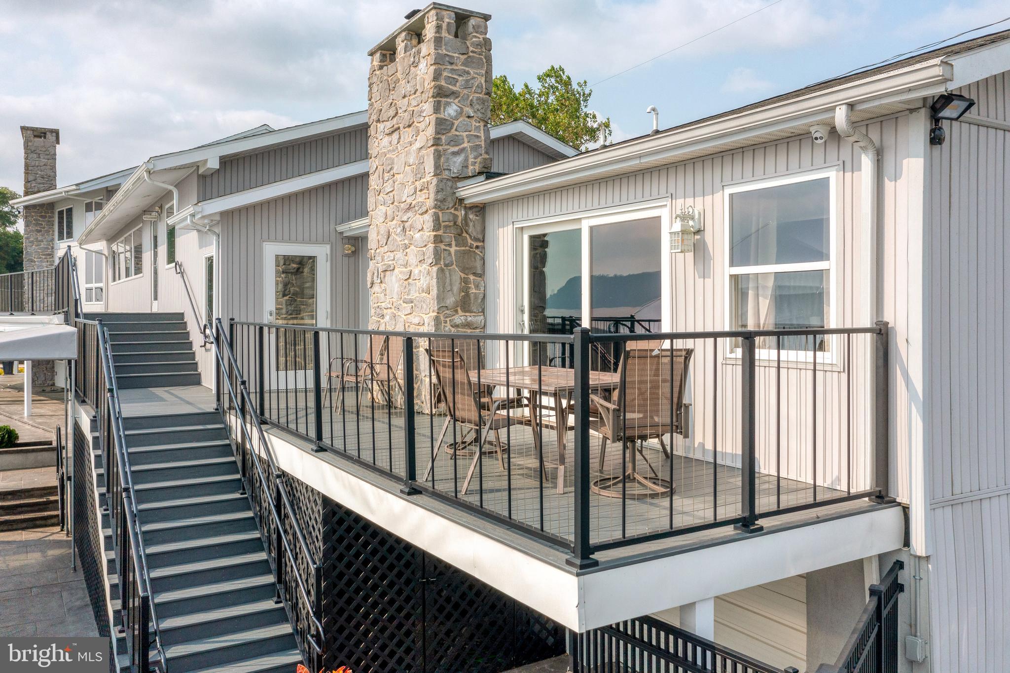 LONG LEVEL - Residential