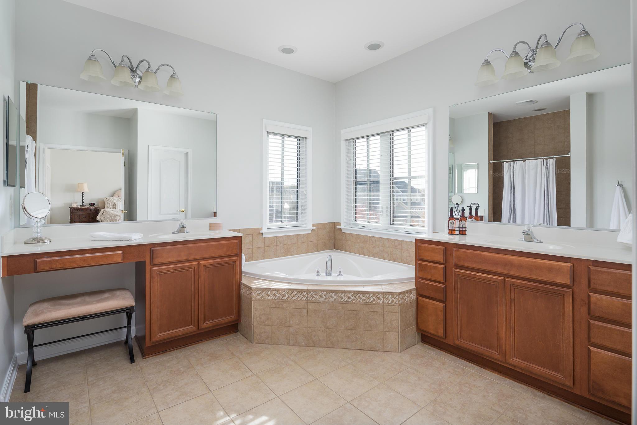 NEW BRISTOW VILLAGE - Residential