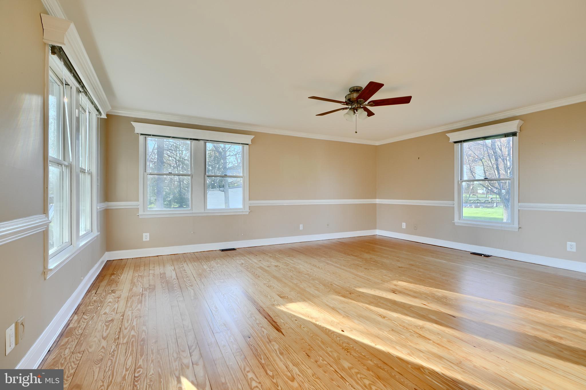 BOWLEYS QUARTERS - Residential