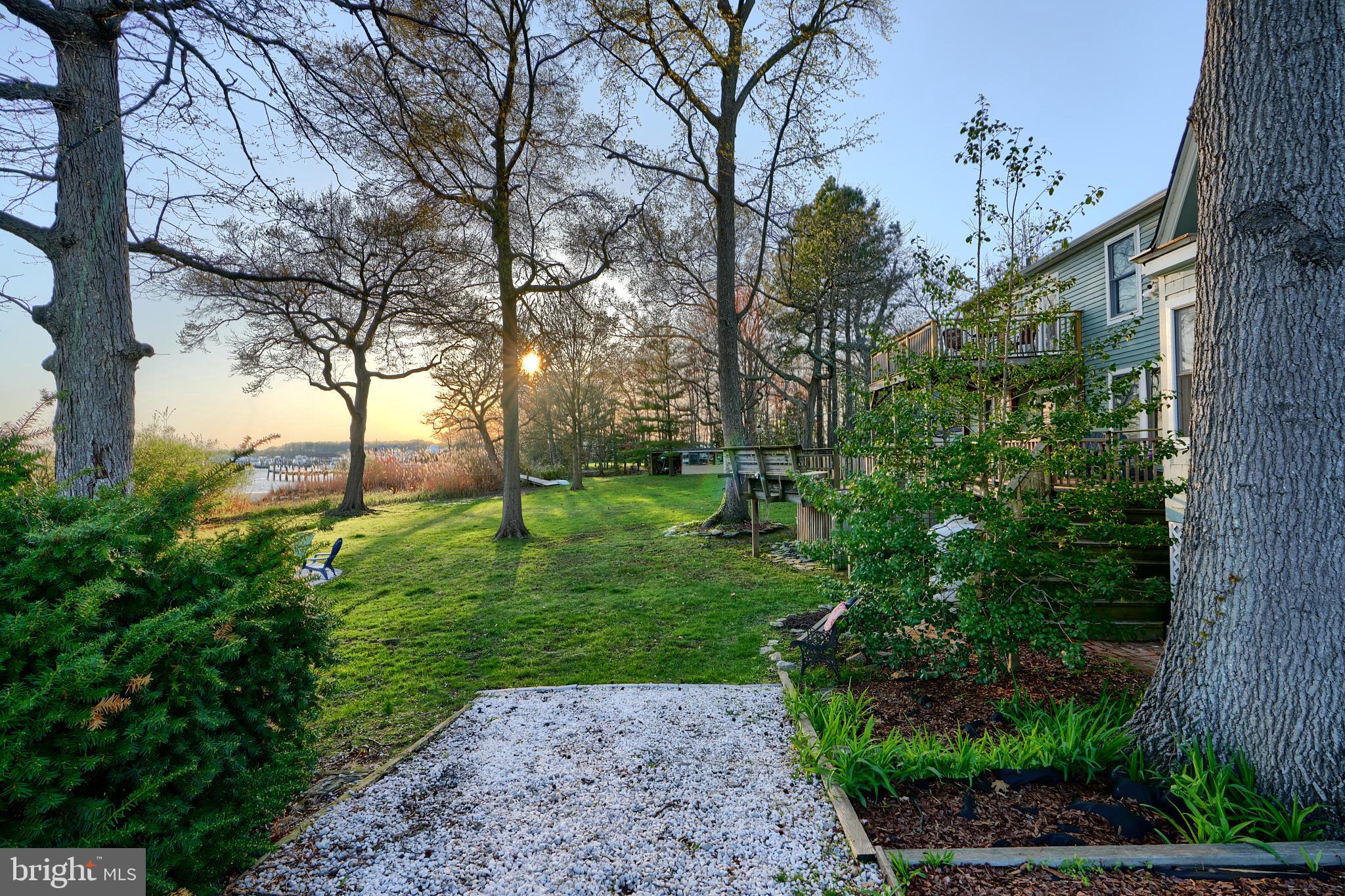 BOWLEYS QUARTERS - Residential