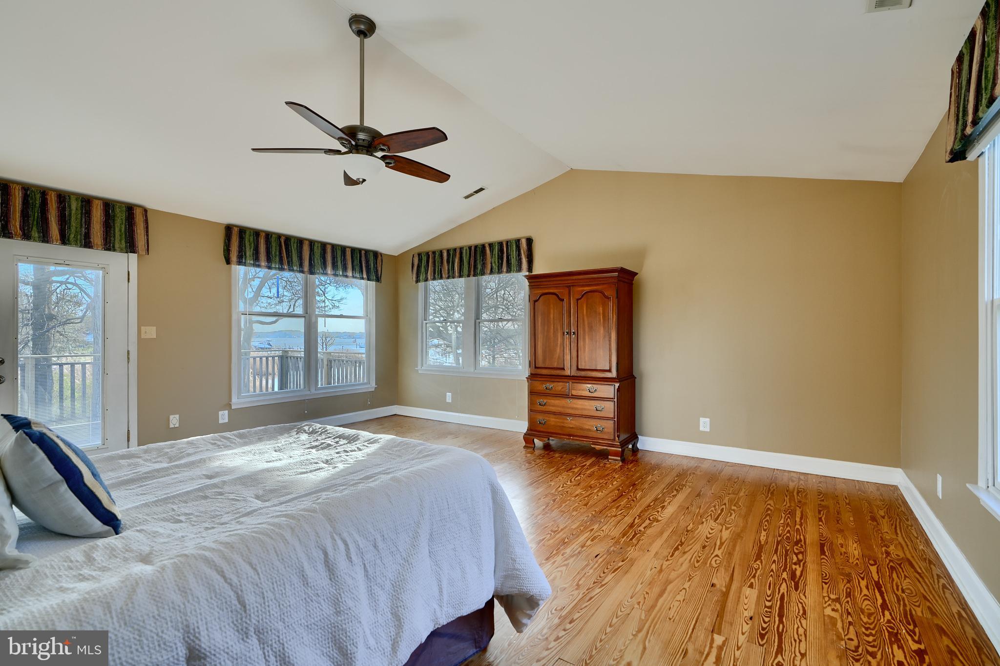 BOWLEYS QUARTERS - Residential