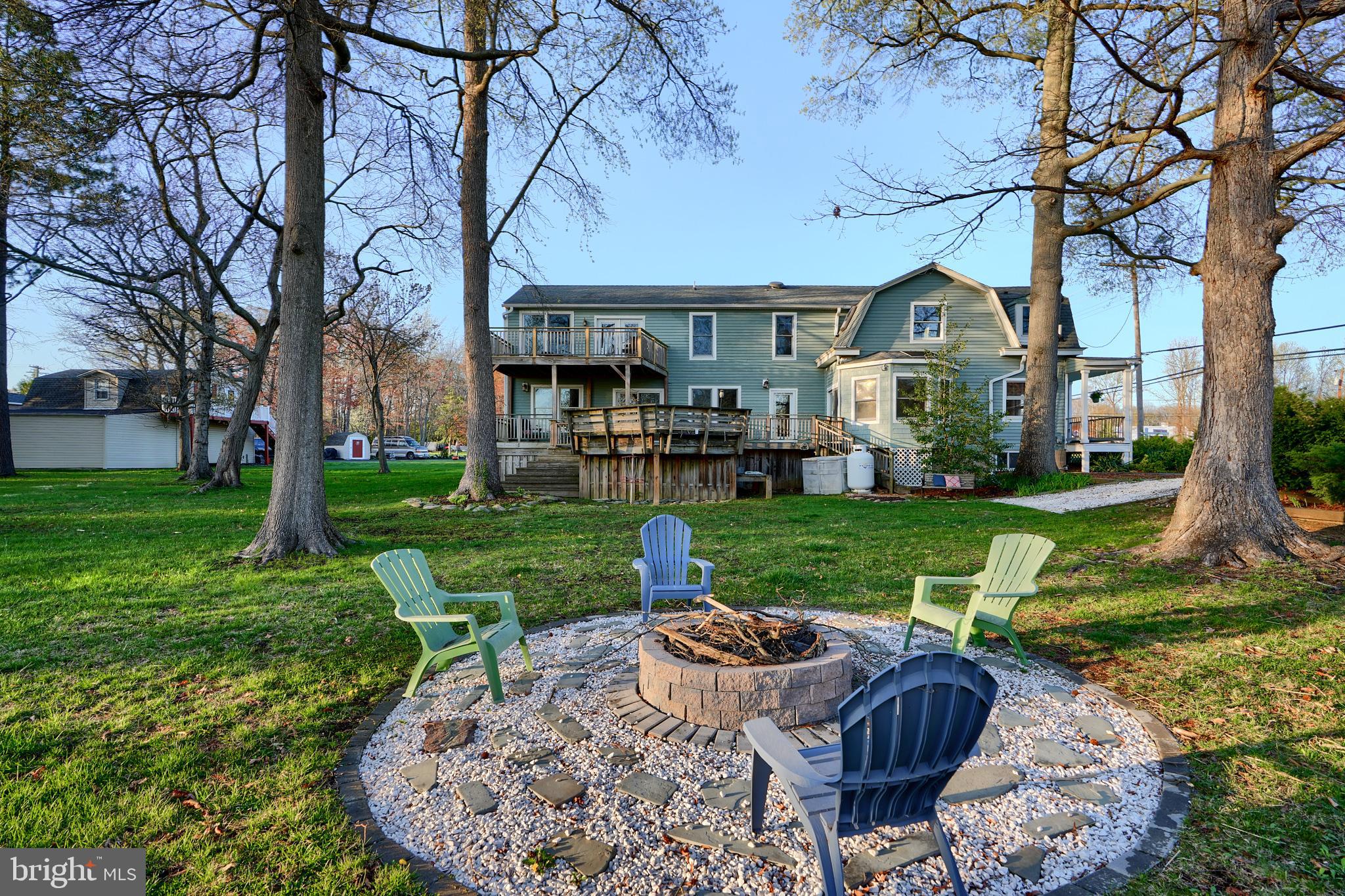 BOWLEYS QUARTERS - Residential