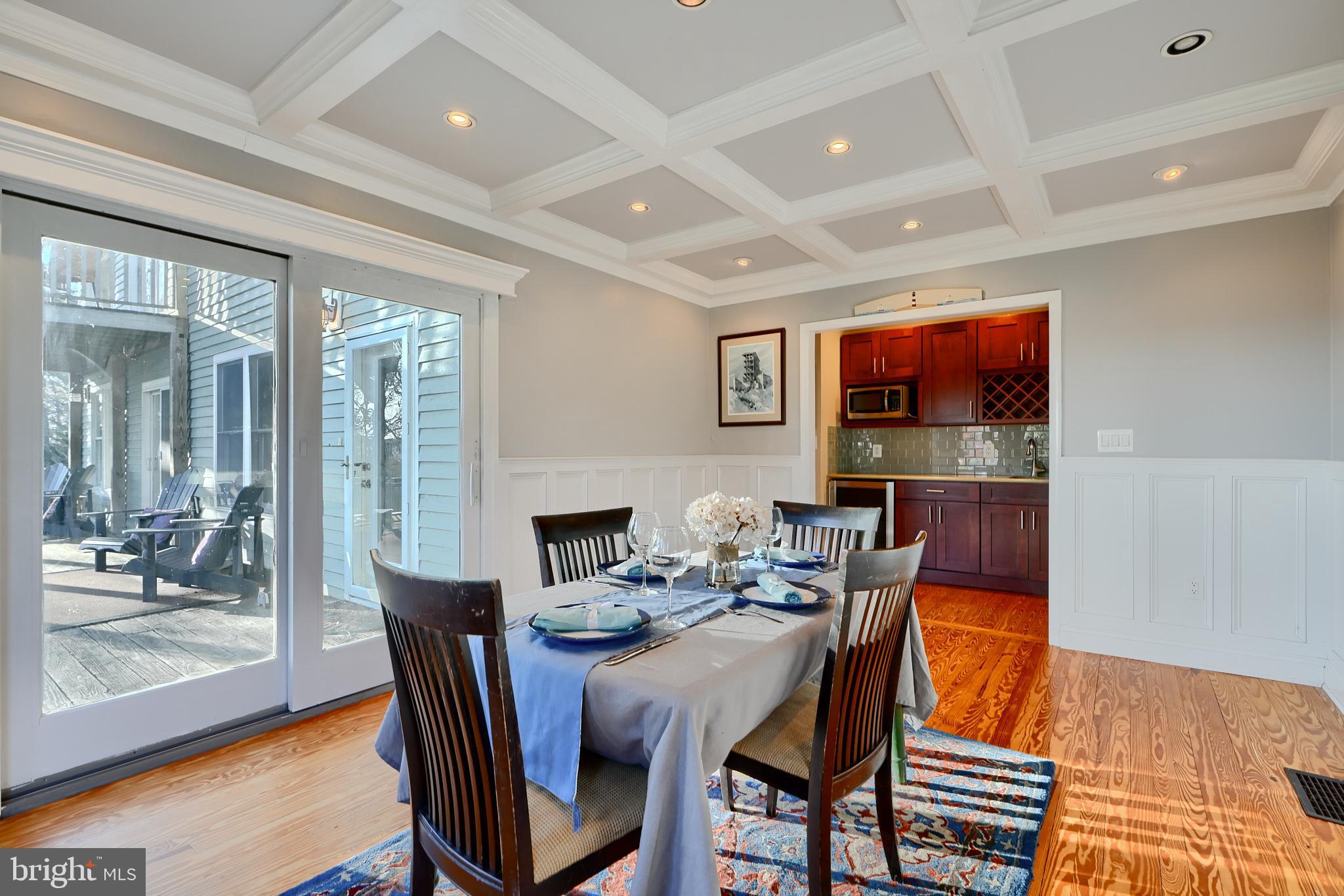 BOWLEYS QUARTERS - Residential