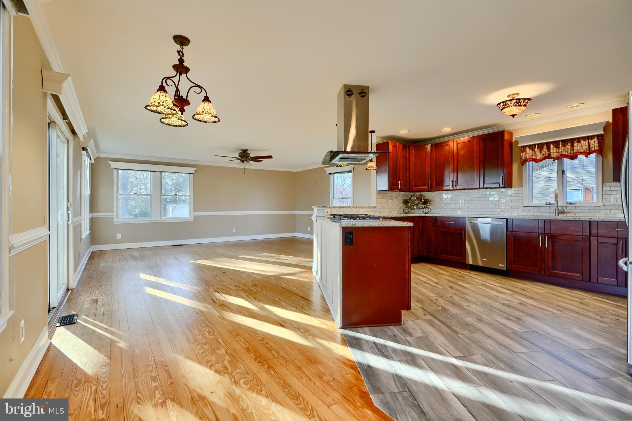 BOWLEYS QUARTERS - Residential