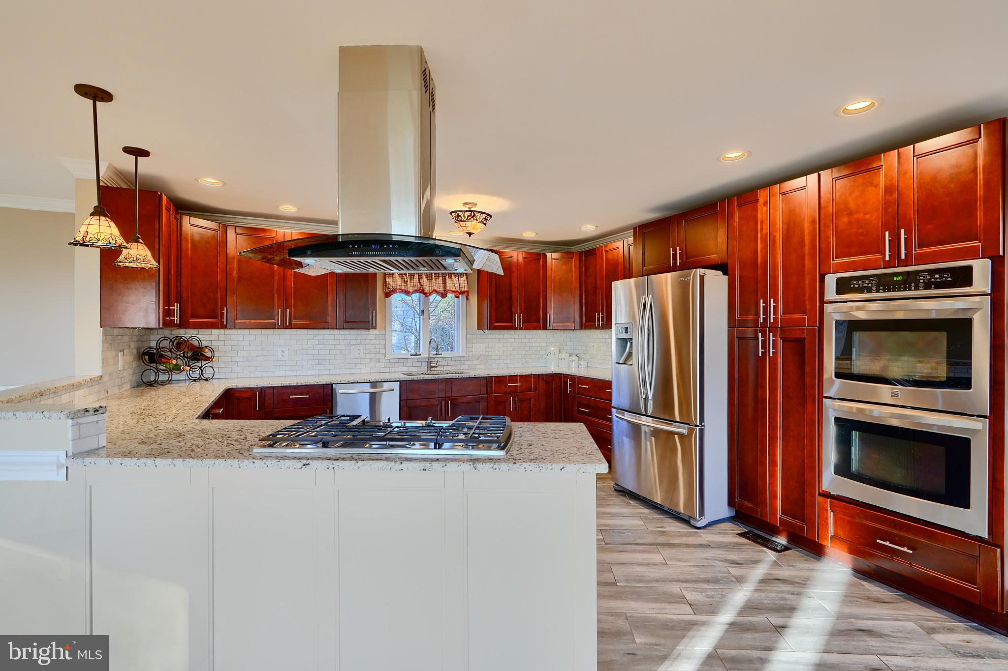 BOWLEYS QUARTERS - Residential