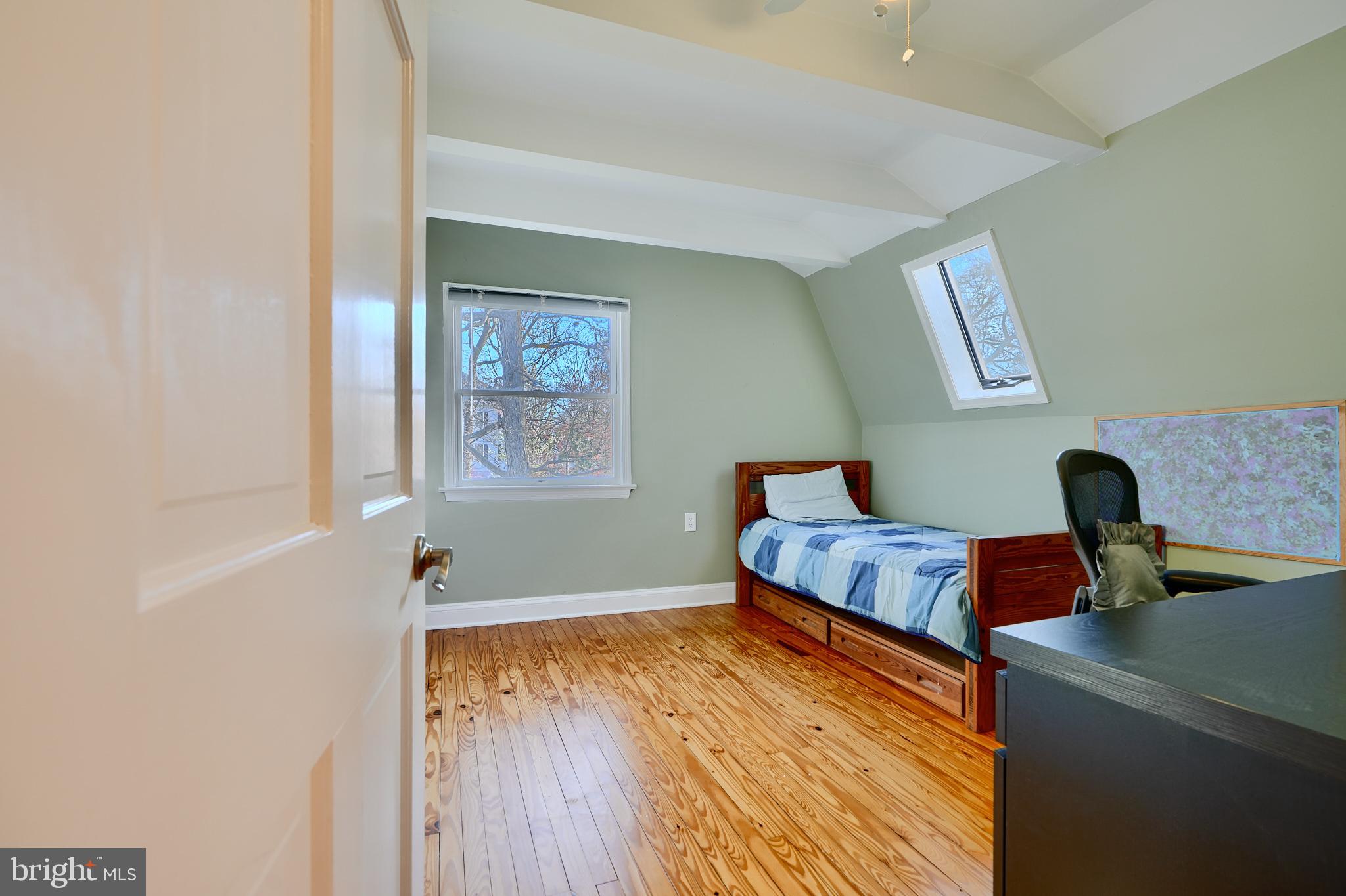 BOWLEYS QUARTERS - Residential