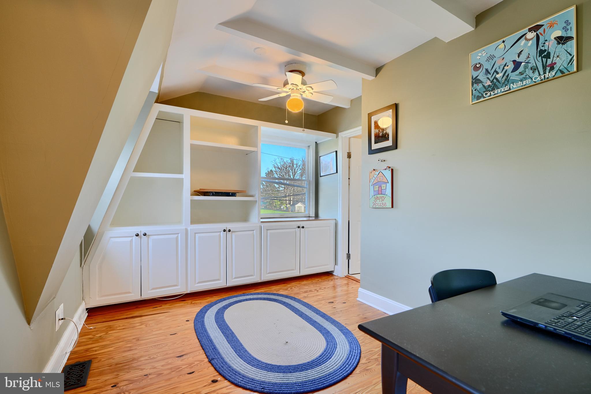 BOWLEYS QUARTERS - Residential
