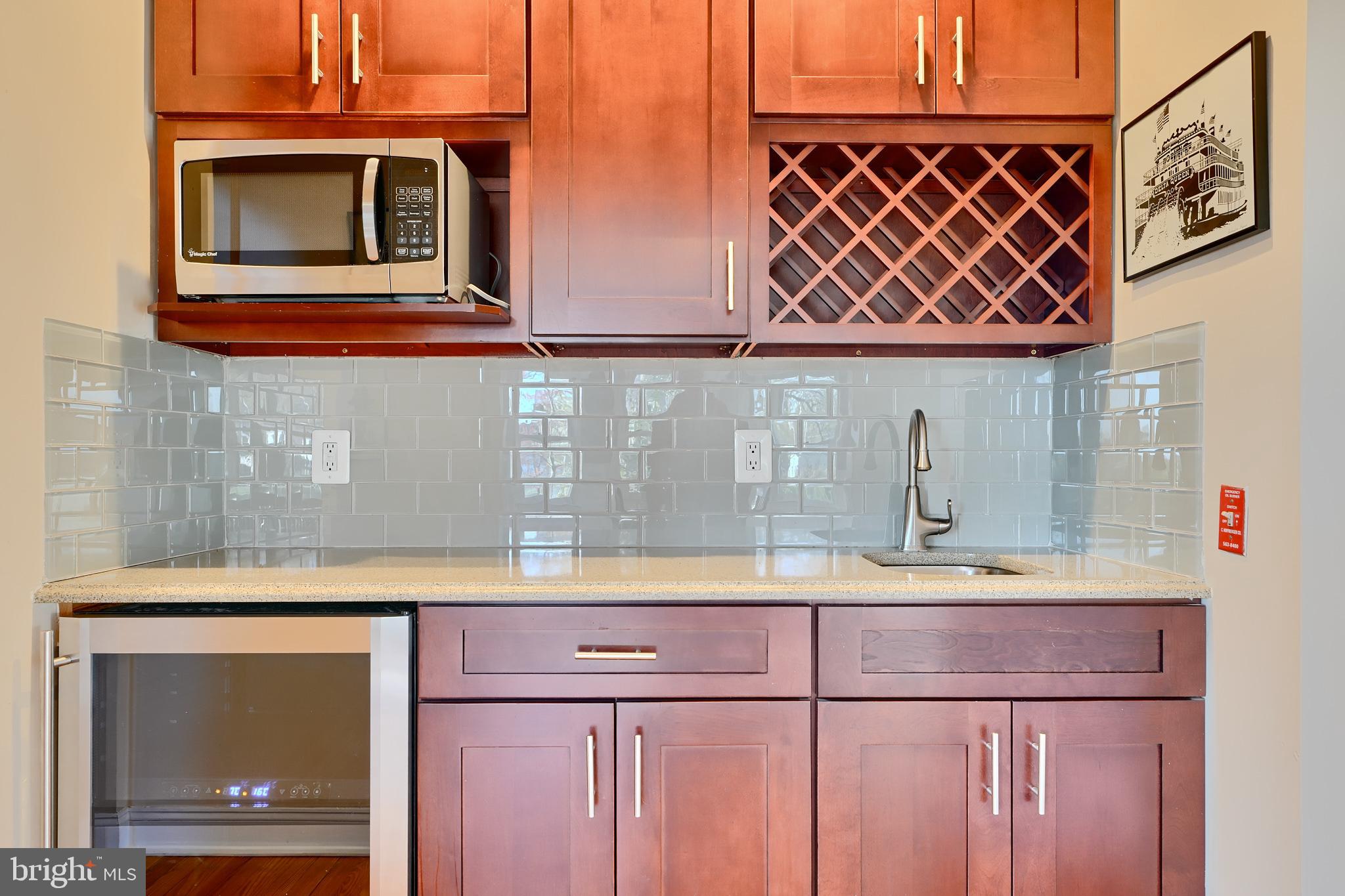 BOWLEYS QUARTERS - Residential