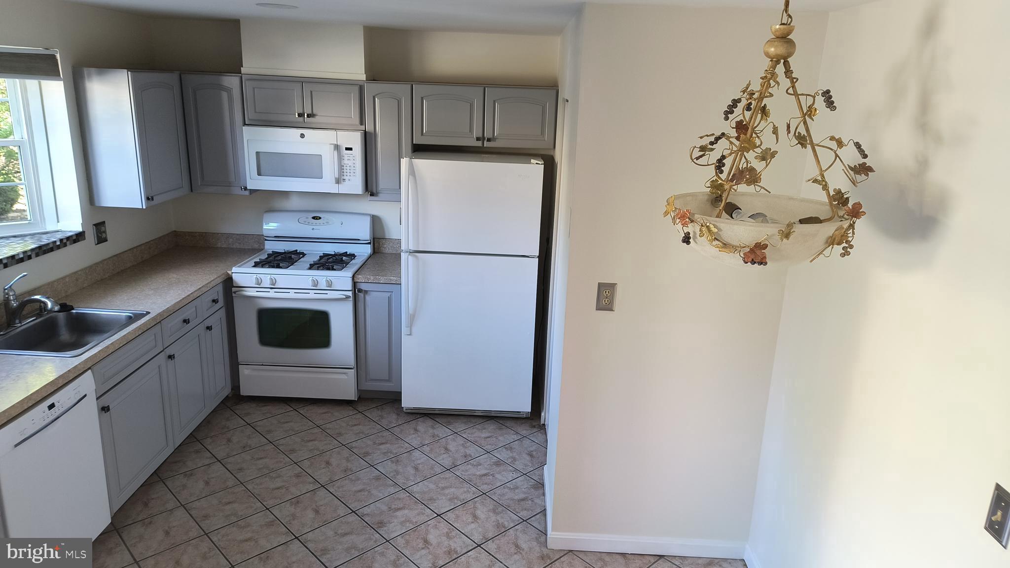 ASPEN MILL - Residential Lease