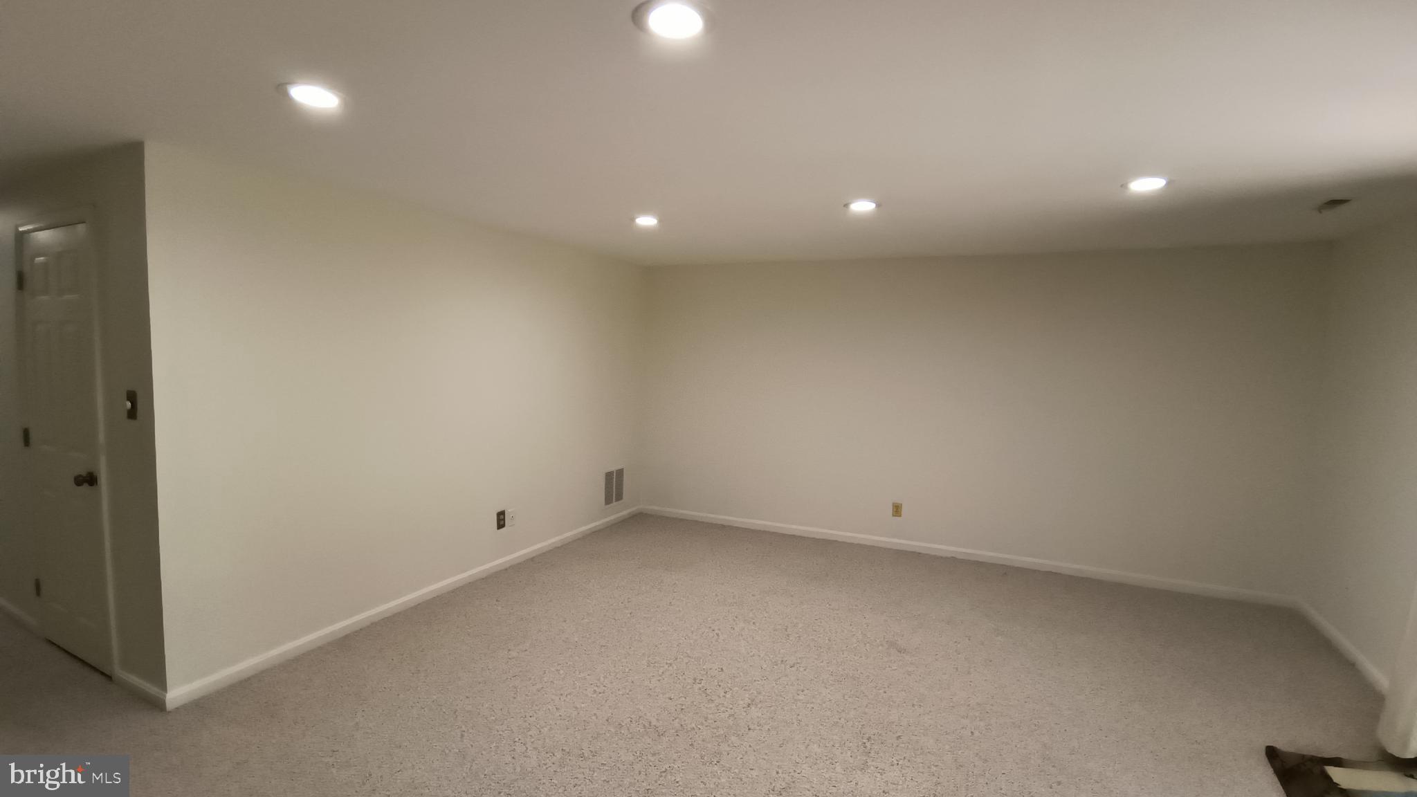 ASPEN MILL - Residential Lease