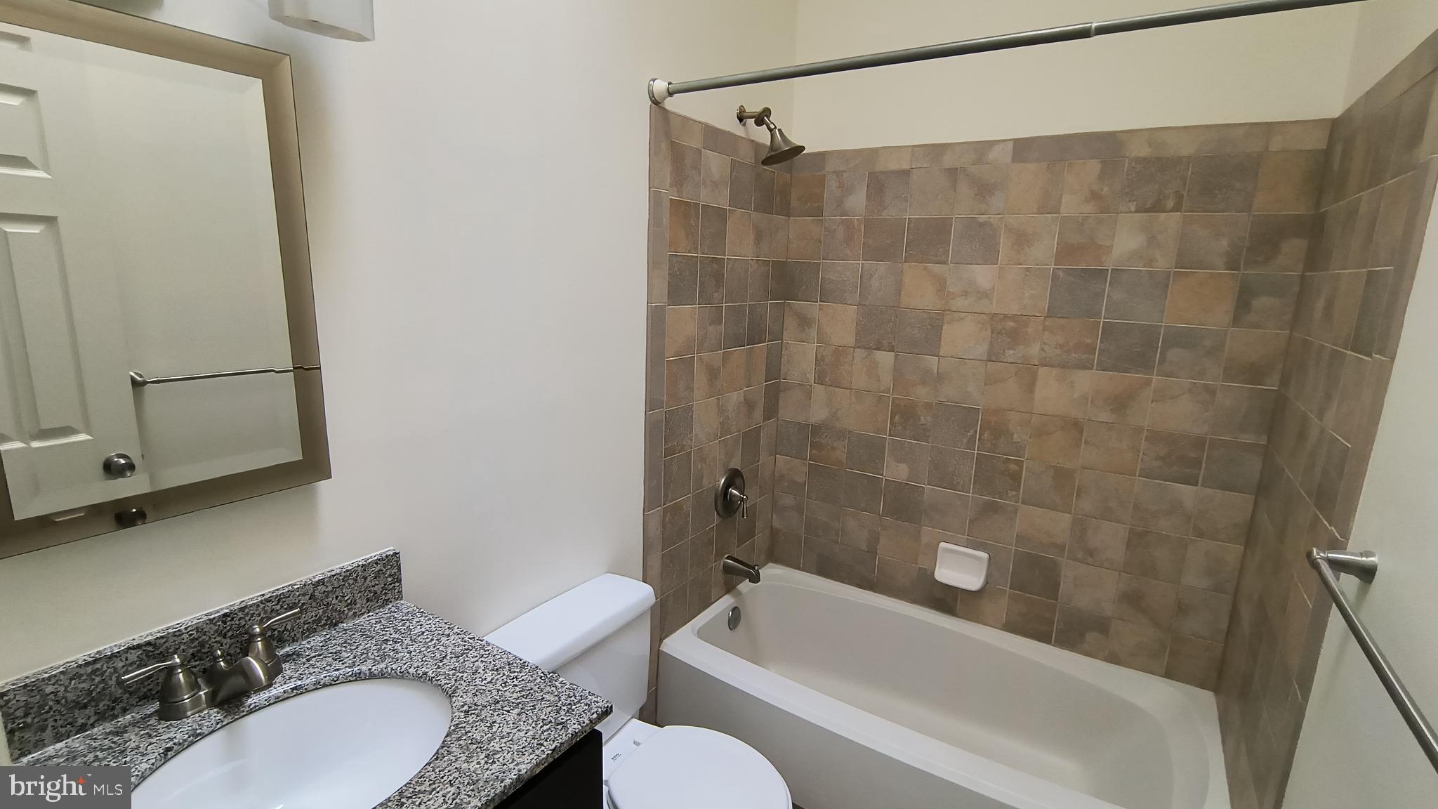 ASPEN MILL - Residential Lease