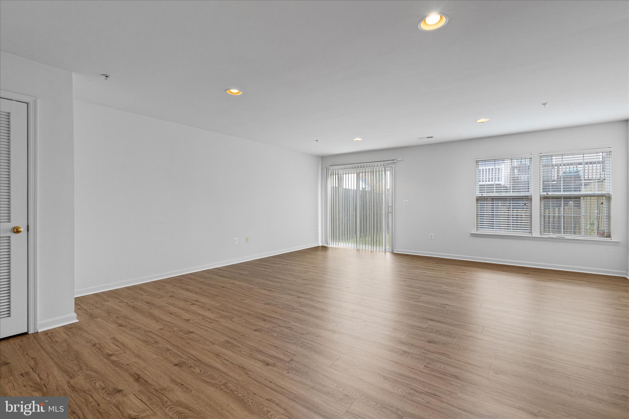 MAZEL - Residential Lease