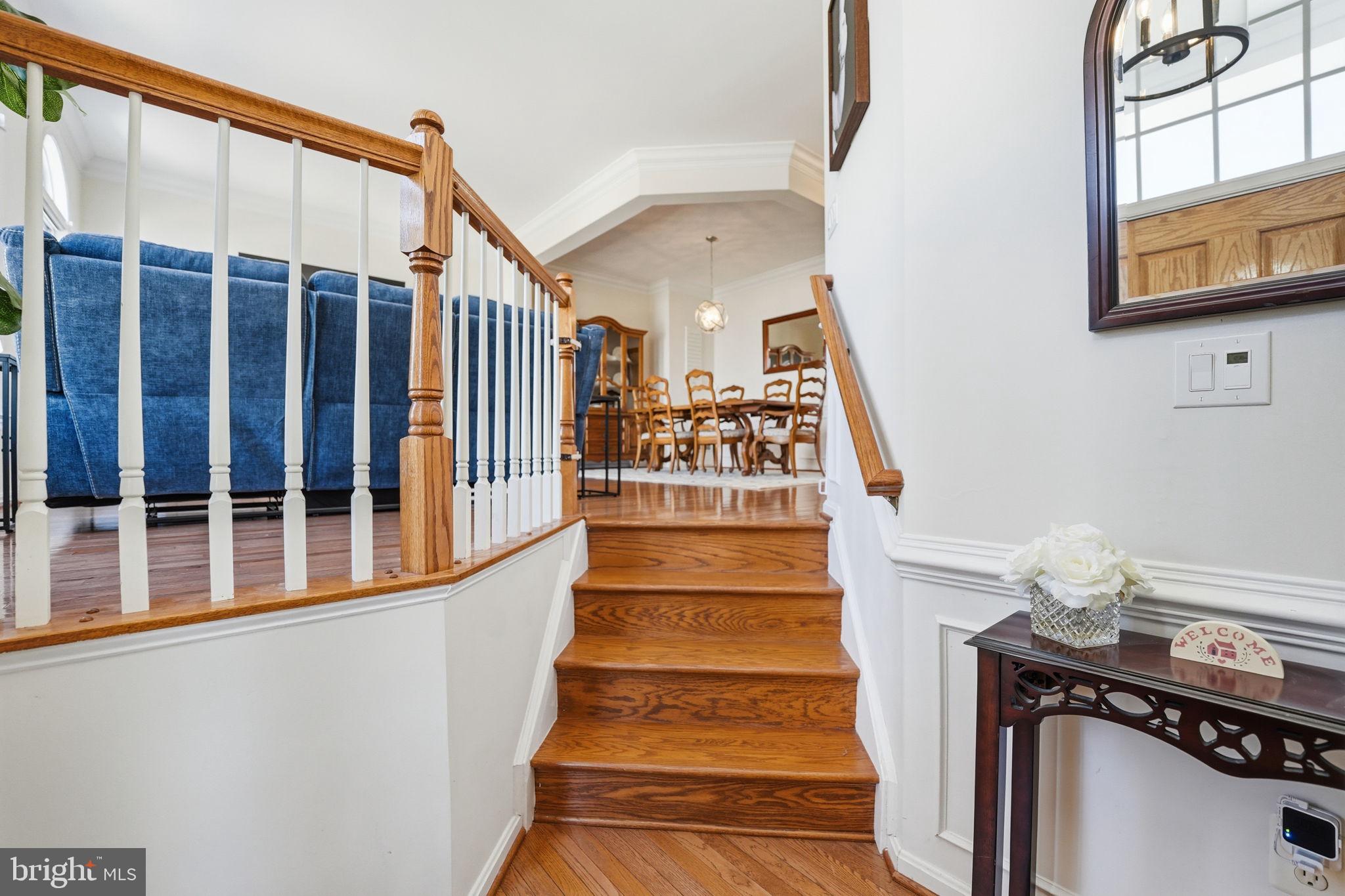 803 KENDRA TERRACE NE