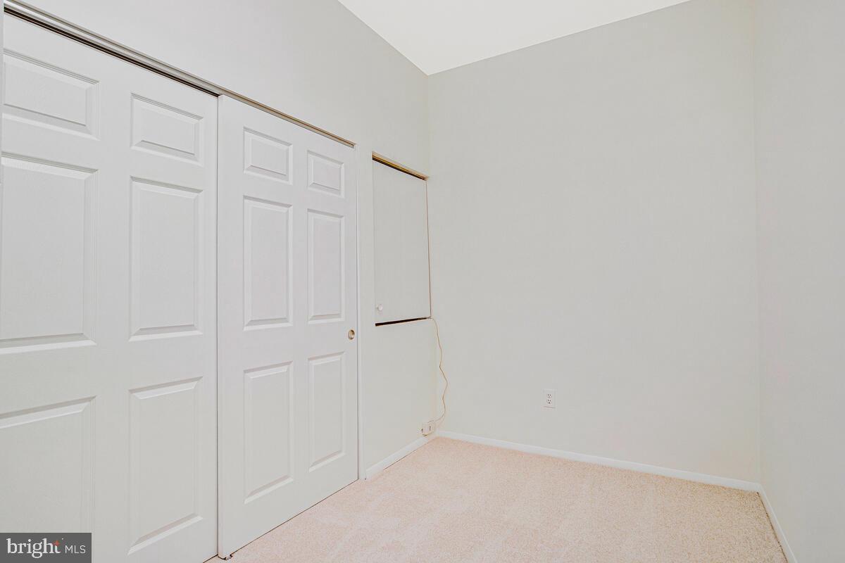 LEISHEAR VILLAGE - Residential